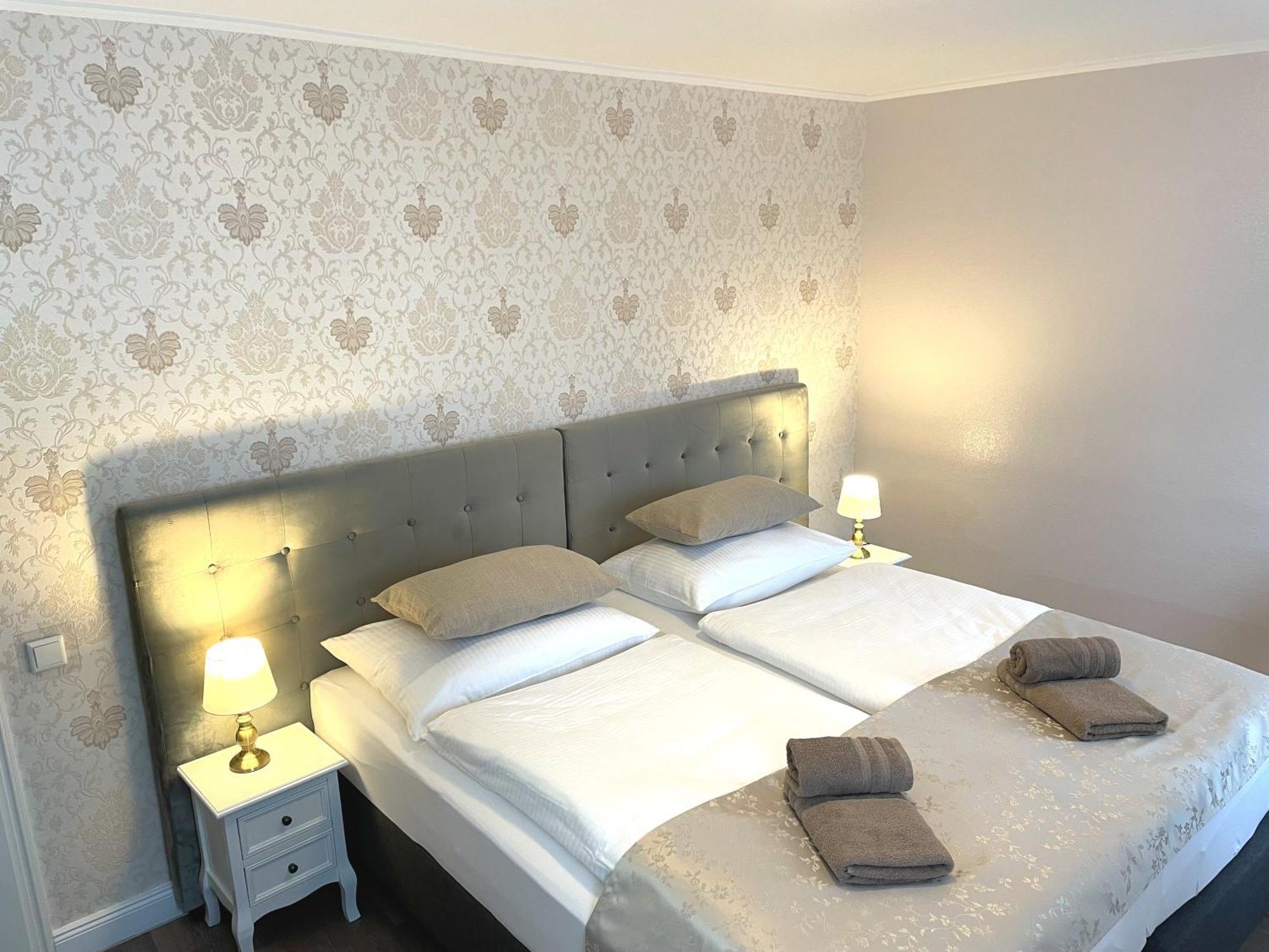 Hotel Kolossos Duesseldorf - Neuss Buitenkant foto
