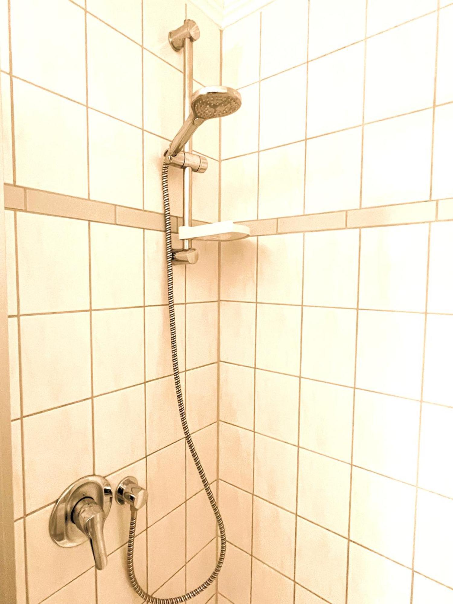 Hotel Kolossos Duesseldorf - Neuss Kamer foto