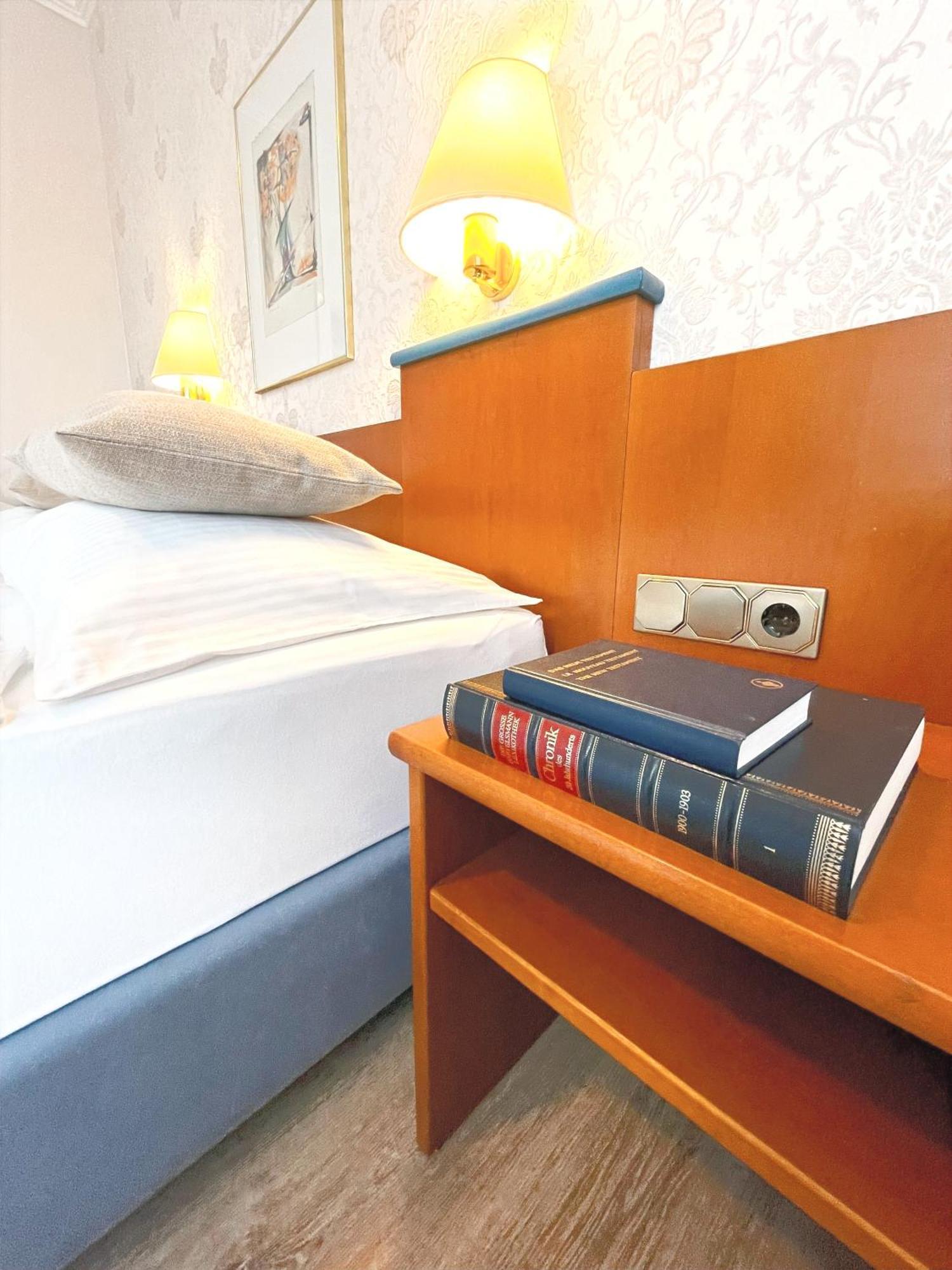 Hotel Kolossos Duesseldorf - Neuss Kamer foto